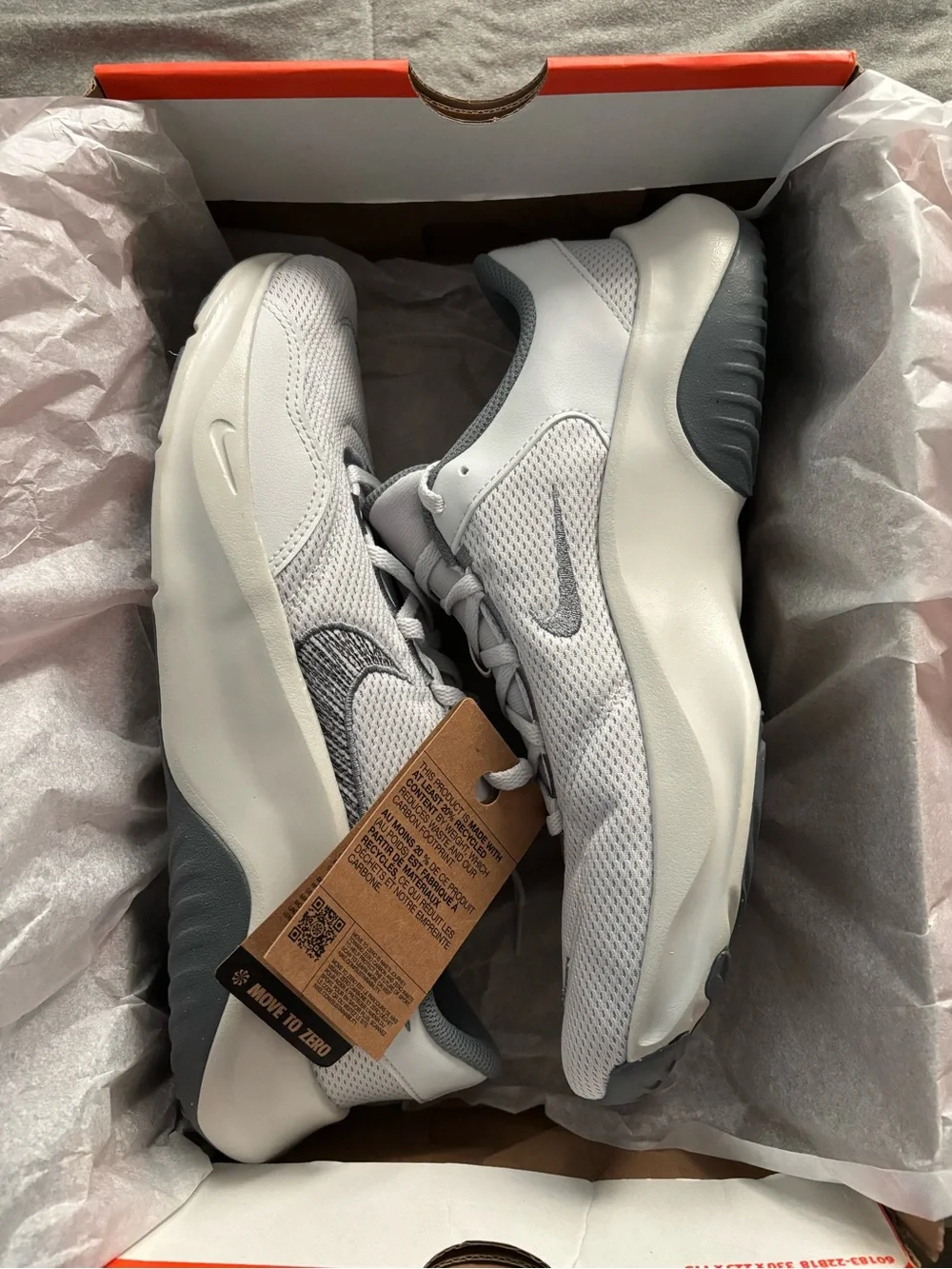 Nike Men’s White and Gray Mesh Trainer Sneakers